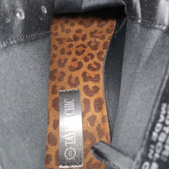 Taylor Chic Booties - Picture 3 of 11